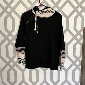 Cowl neck pullover Pink white & black Size small